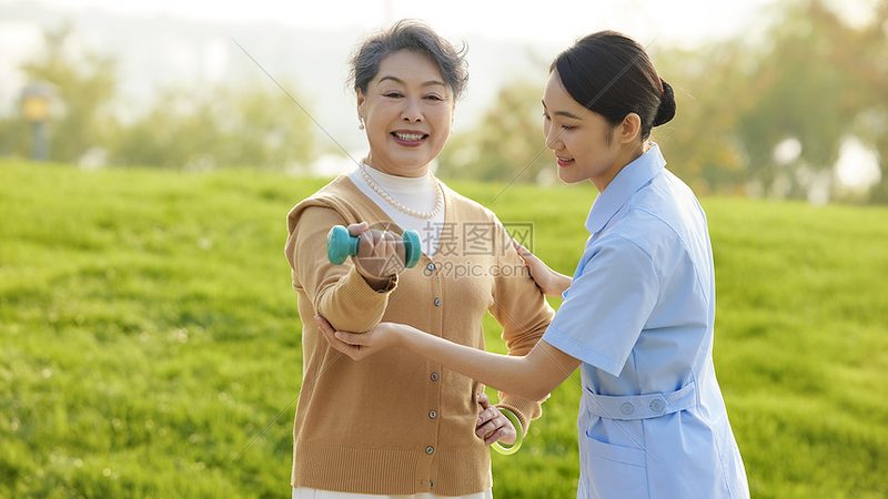 瘫痪病人护工费用构成解析**